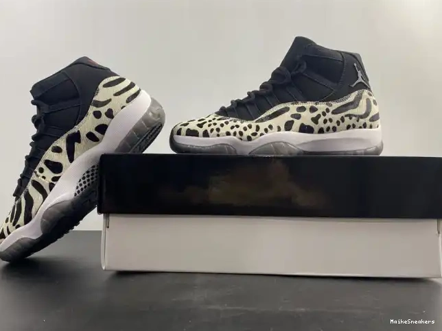 MaikeSneakers AR0715-010 AIR ANIMAL JORDAN INSTINCT 11 0323